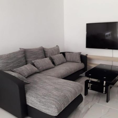 Jona Apt Le Lamentin Ngoại thất bức ảnh